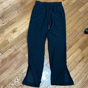 NWT MNG slit pants Size Medium